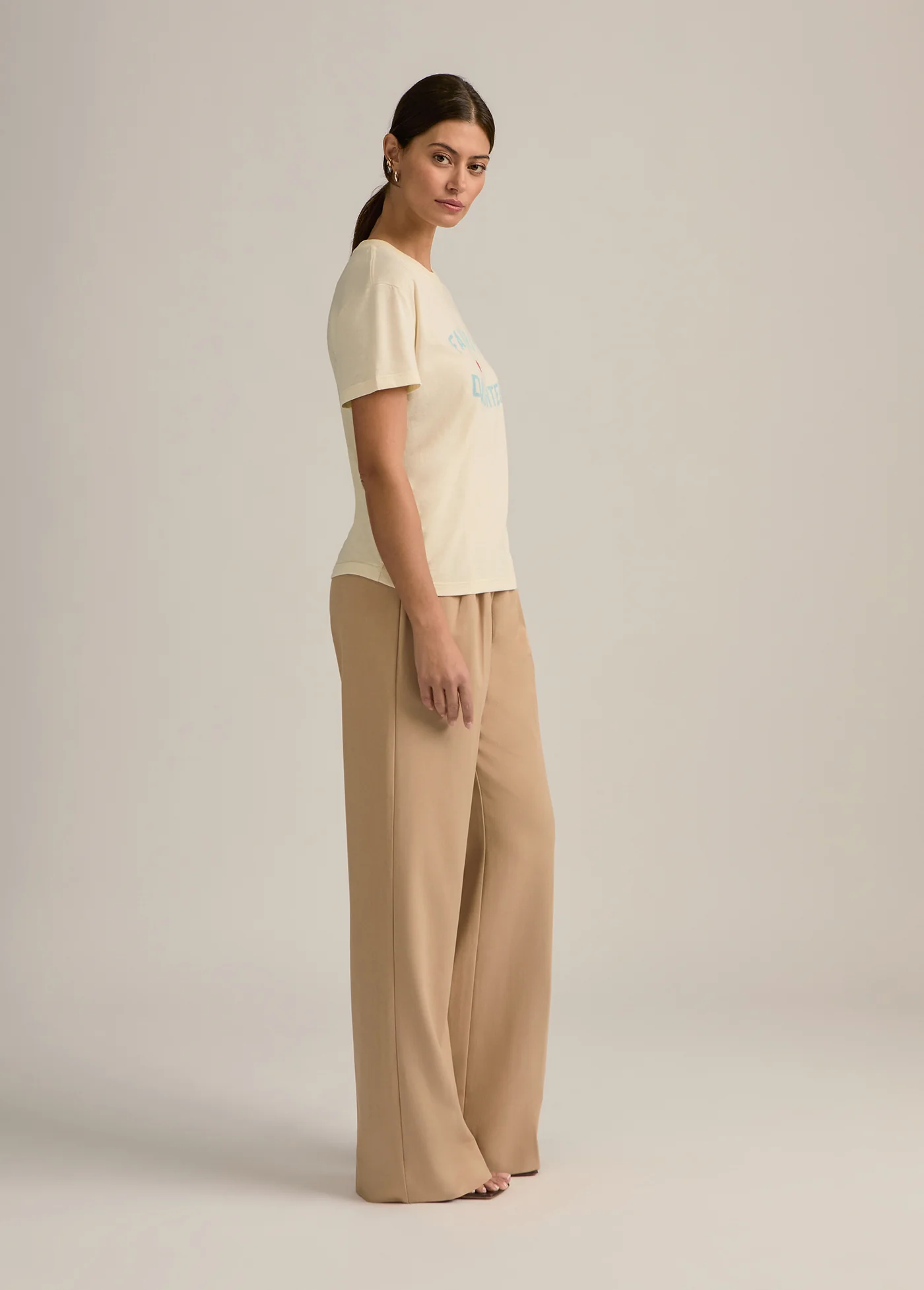 THE FAVORITE DAUGHTER TEE - Image 3