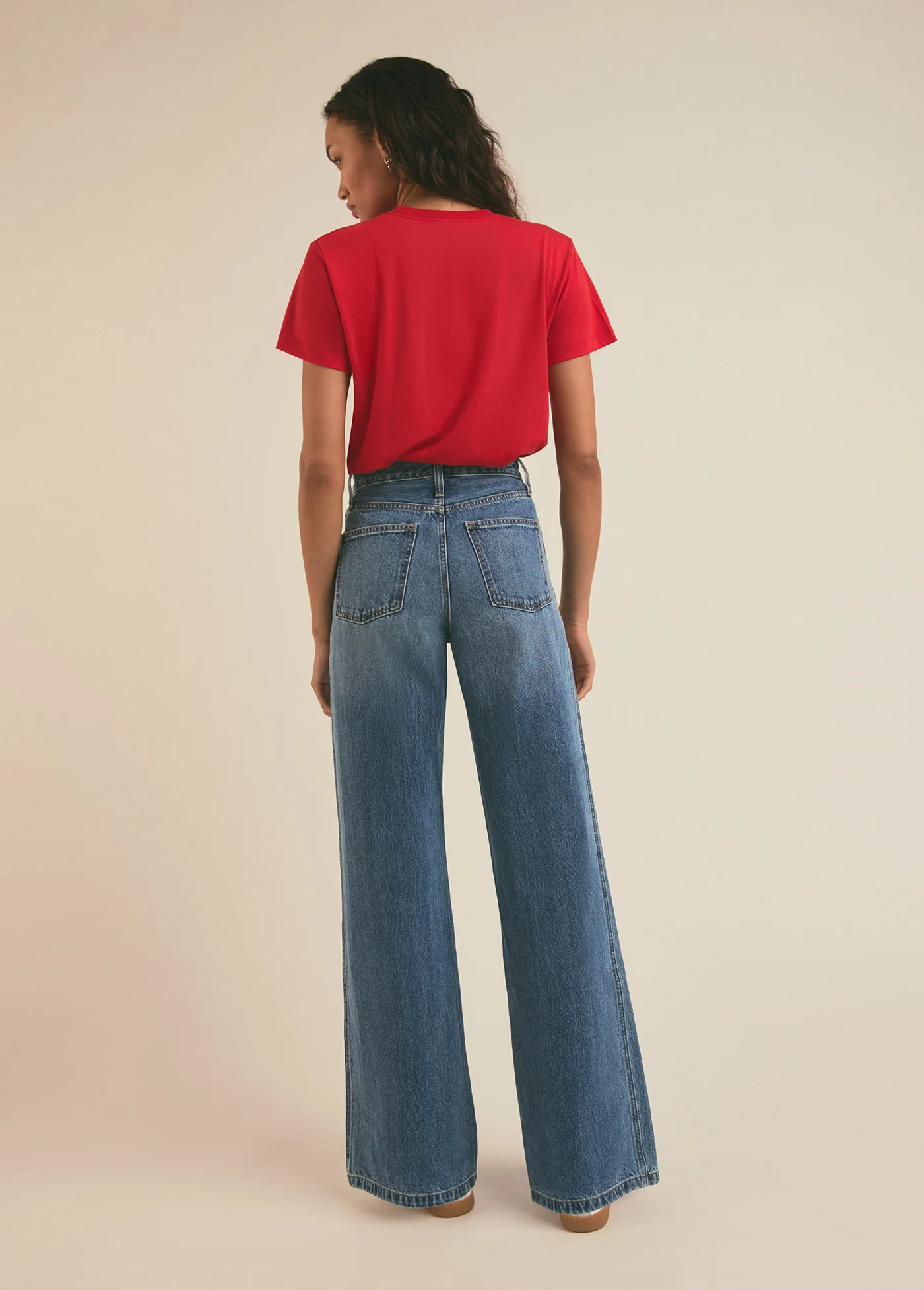 THE FAVORITE DAUGHTER TEE - Image 3