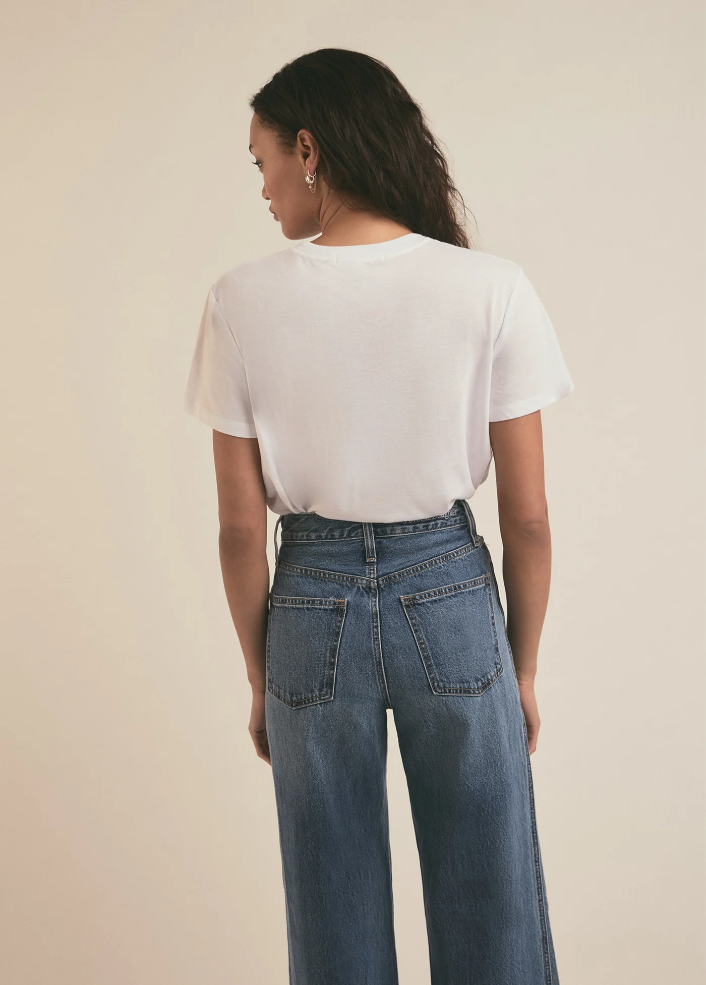 THE FAVORITE DAUGHTER TEE - Image 4
