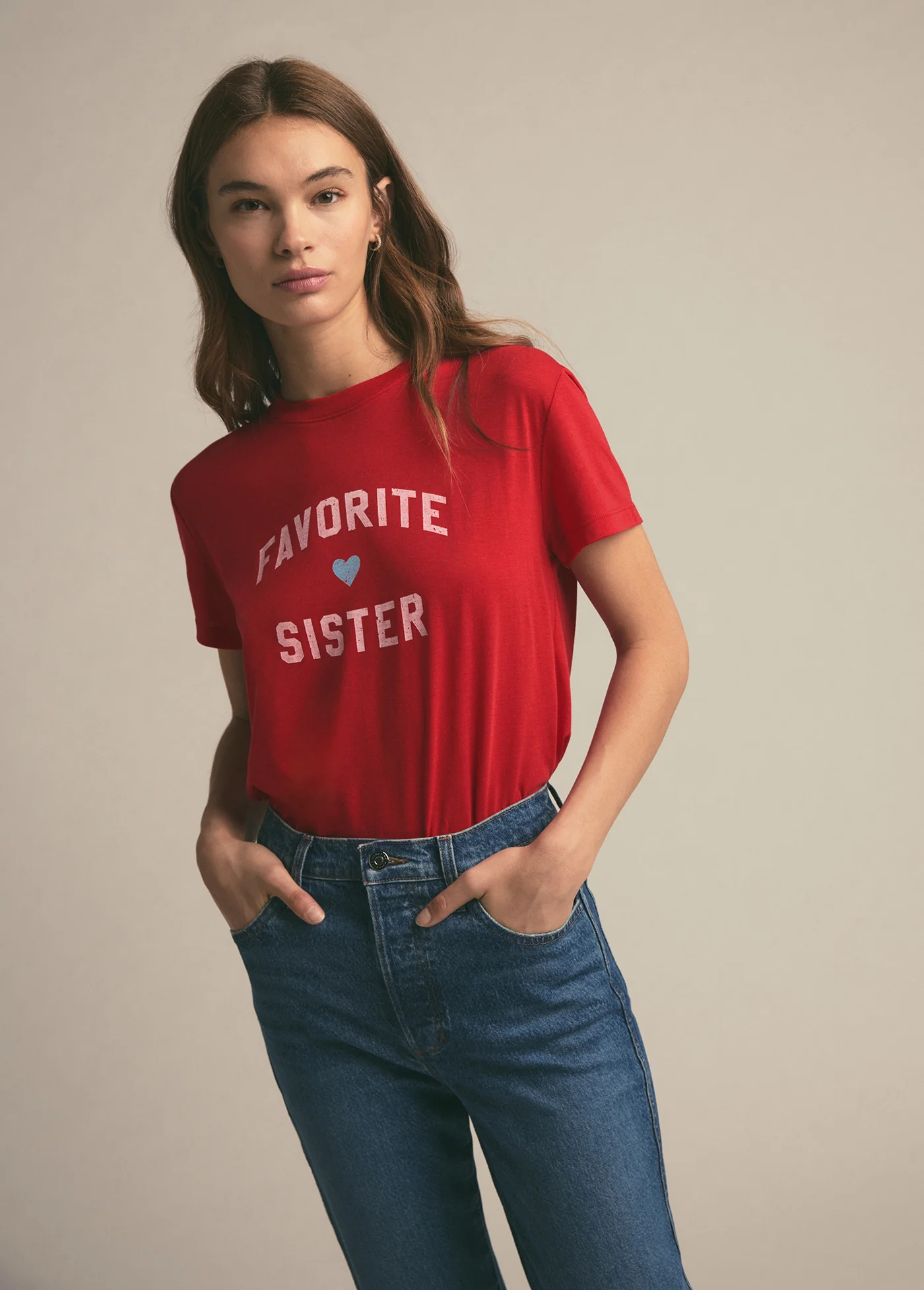 THE FAVORITE SISTER TEE