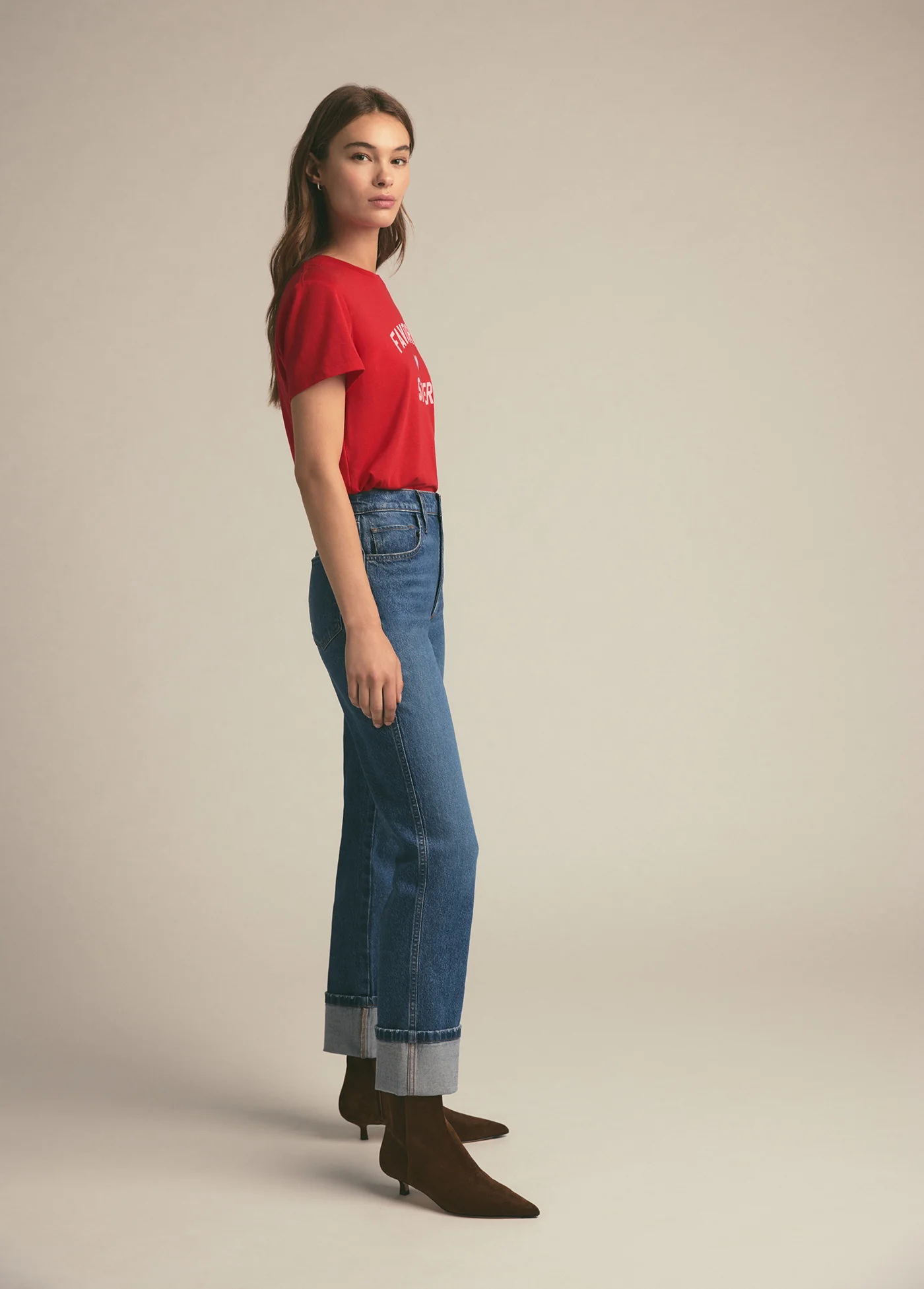 THE FAVORITE SISTER TEE - Image 3