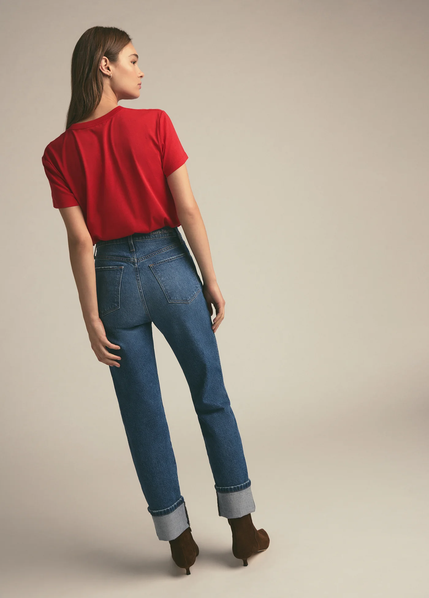 THE FAVORITE SISTER TEE - Image 5