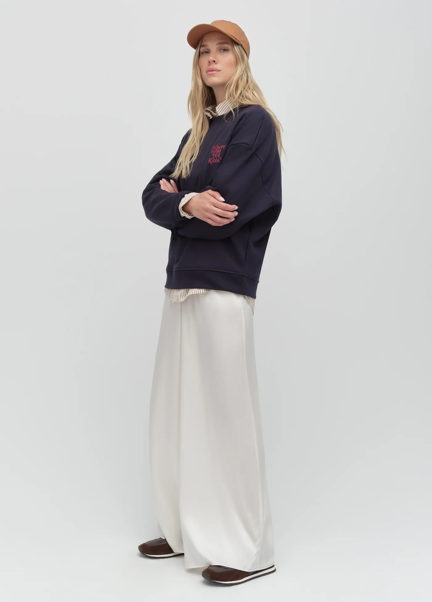 THE HOT RABBI SWEATSHIRT - Image 5