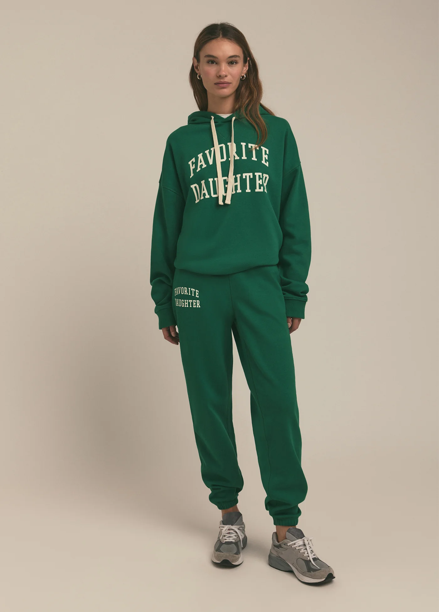 THE COLLEGIATE JOGGER
