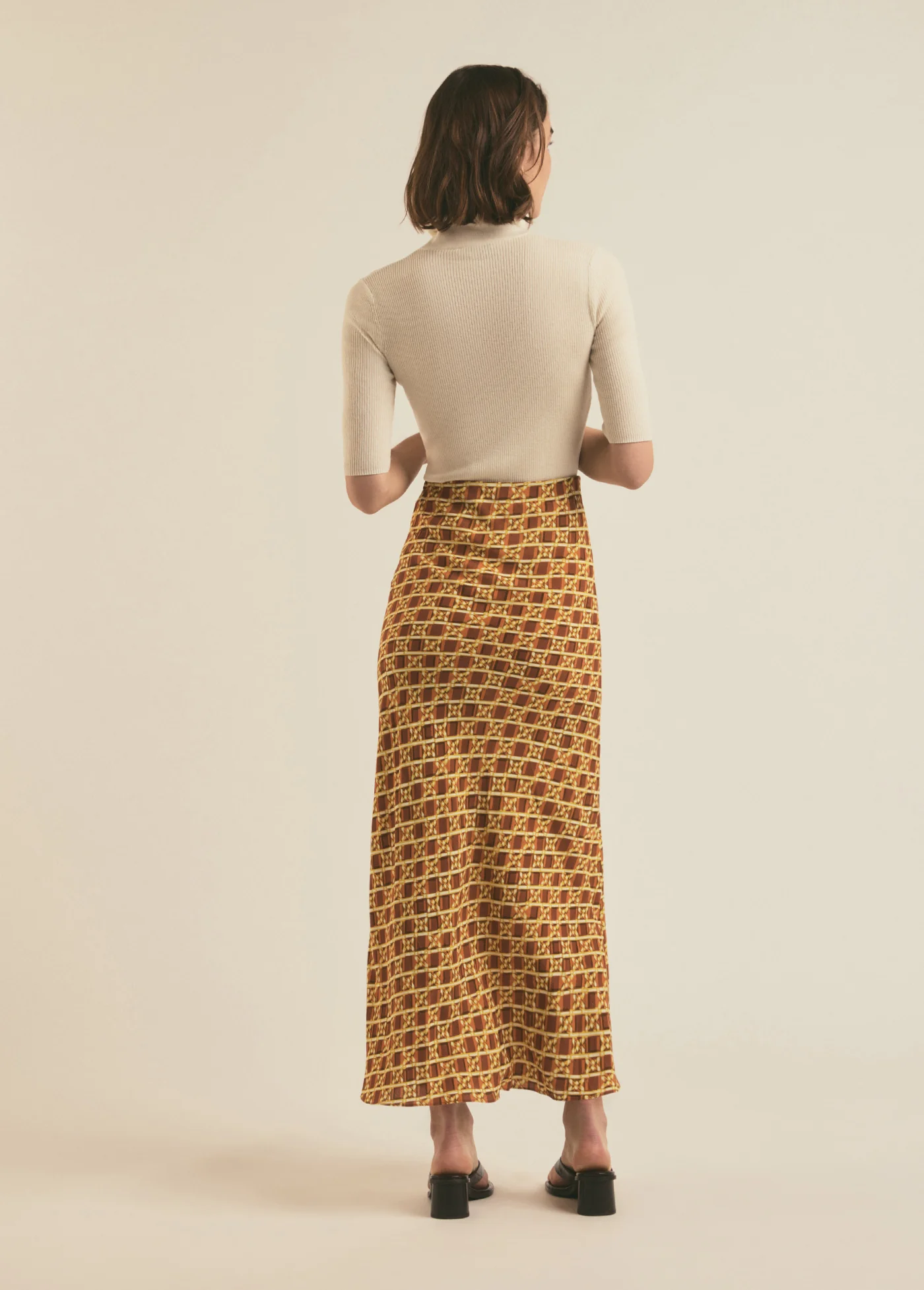 THE AMELIA TOP - Image 4