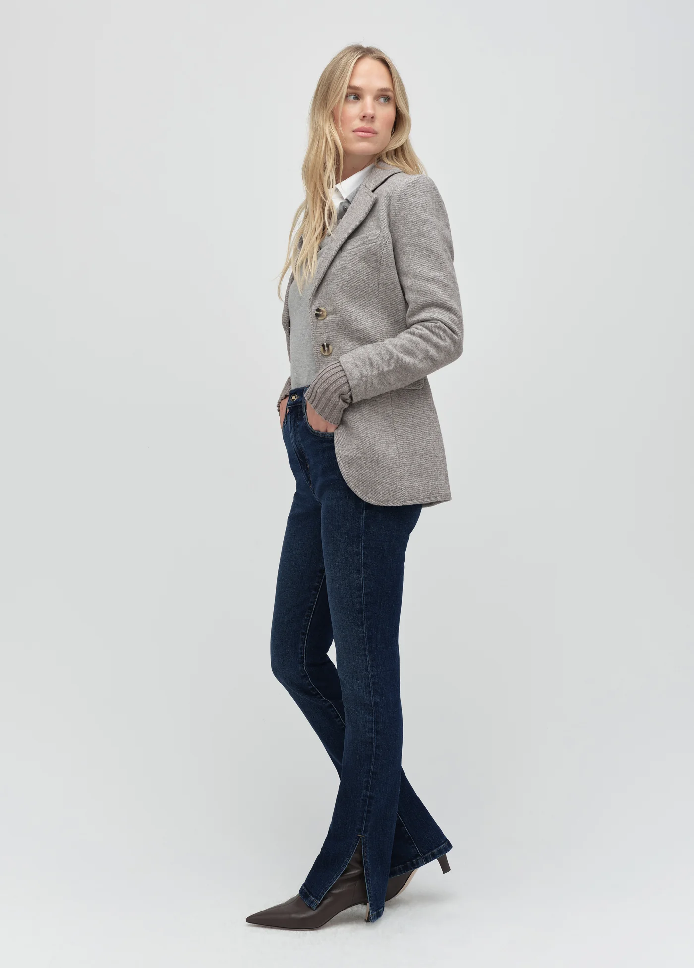 THE CITY BLAZER - Image 4