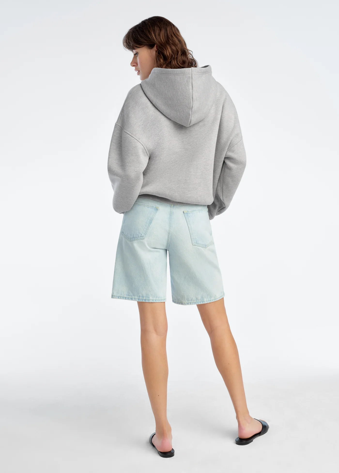 THE COLLEGIATE EMBOSSED HOODIE - Image 6