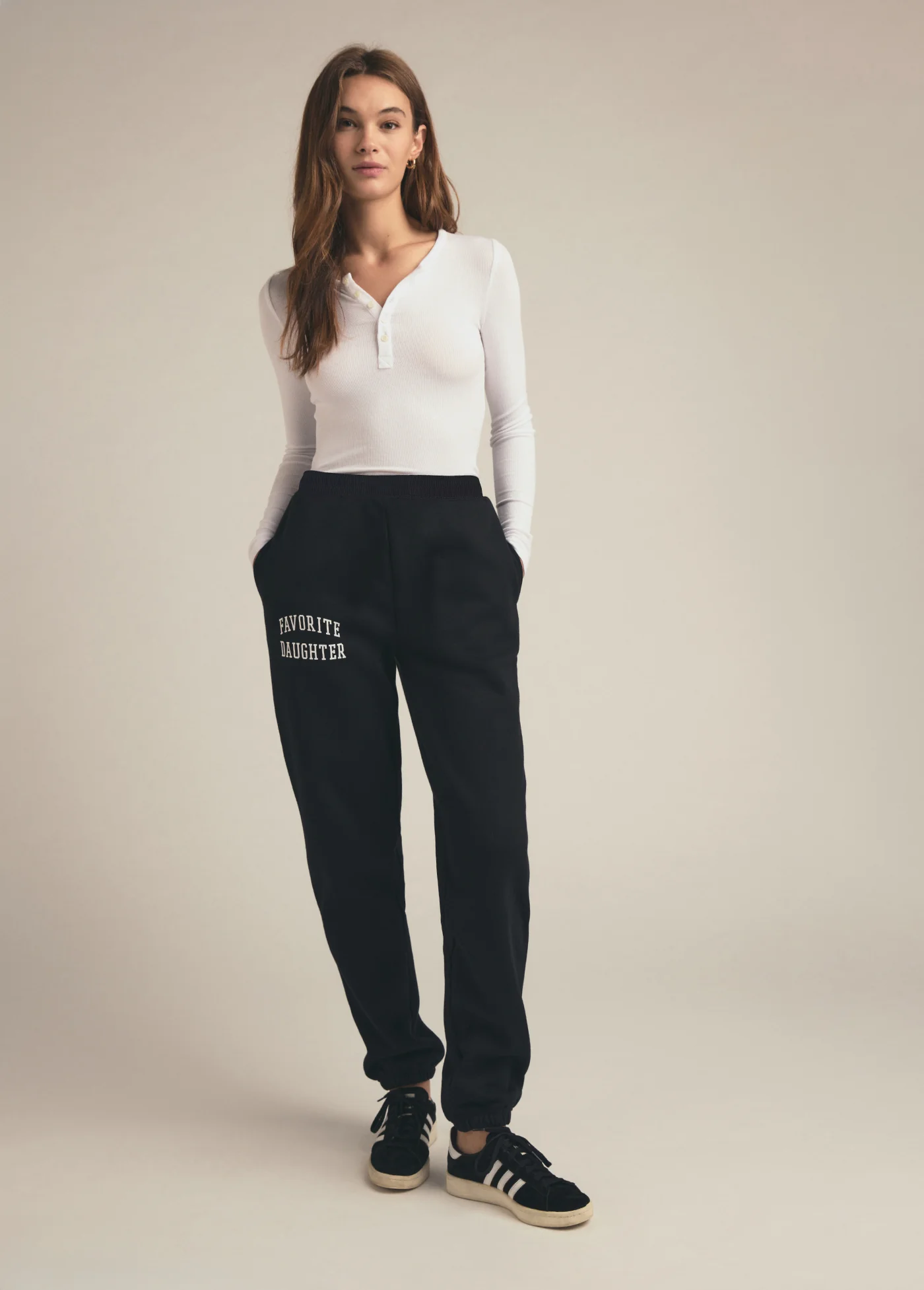 THE COLLEGIATE JOGGER - Image 3