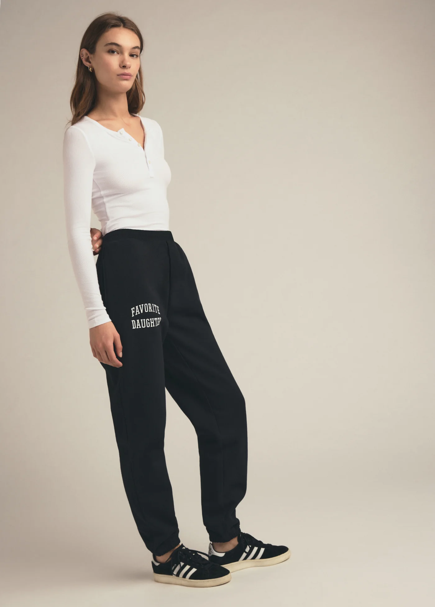 THE COLLEGIATE JOGGER - Image 4