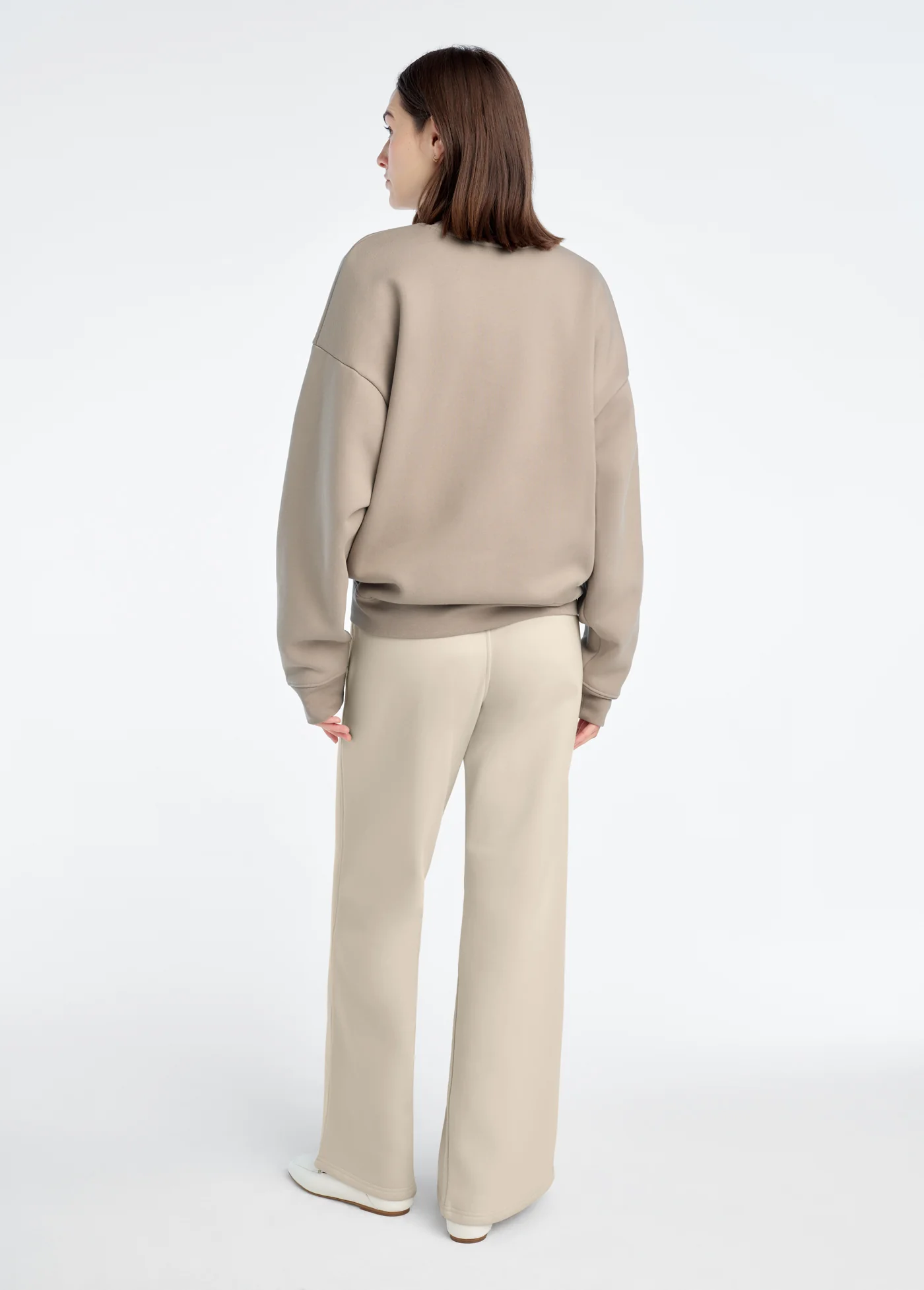 THE COLLEGIATE SWEATSHIRT - Image 3