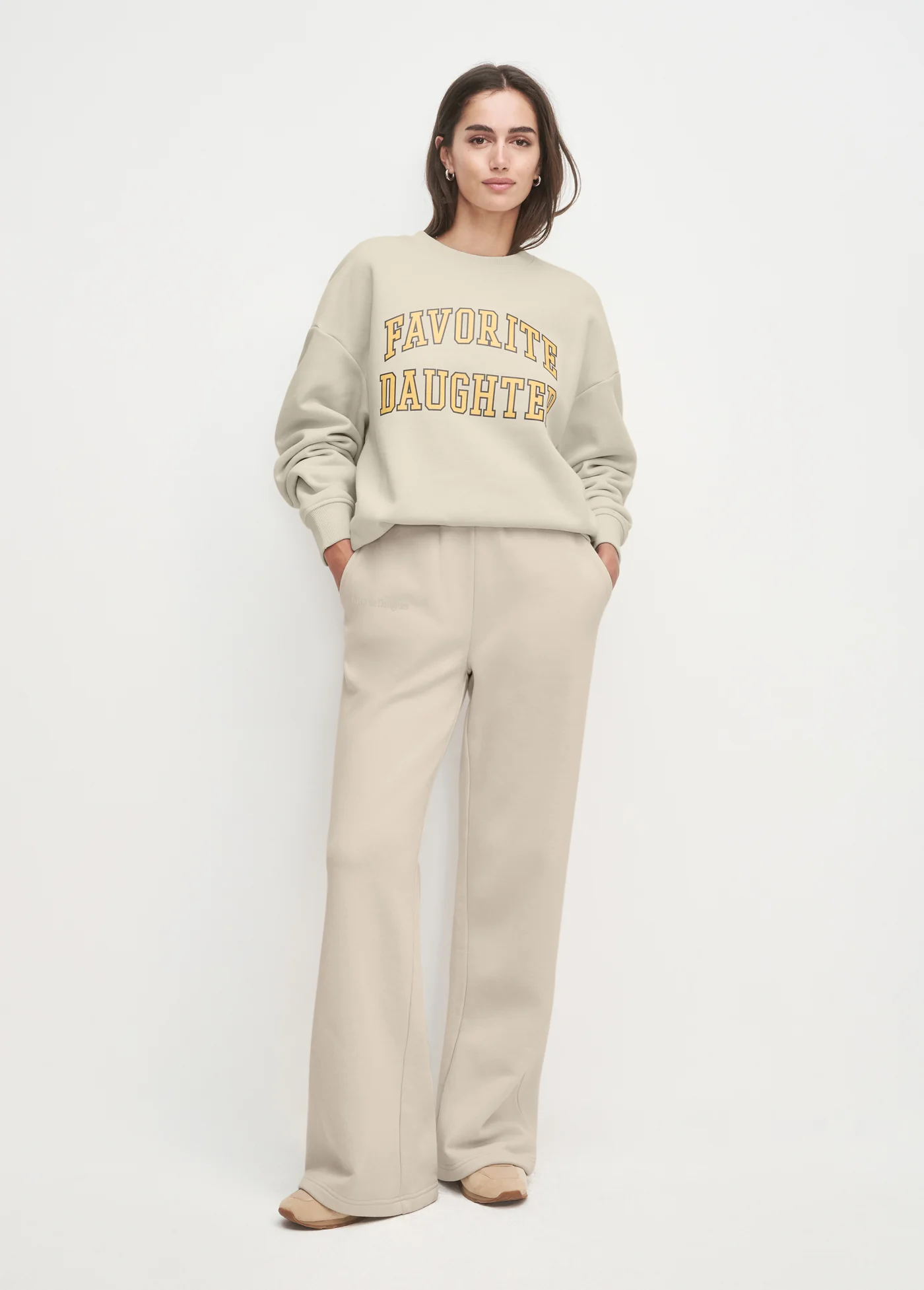 THE COLLEGIATE SWEATSHIRT - Image 2