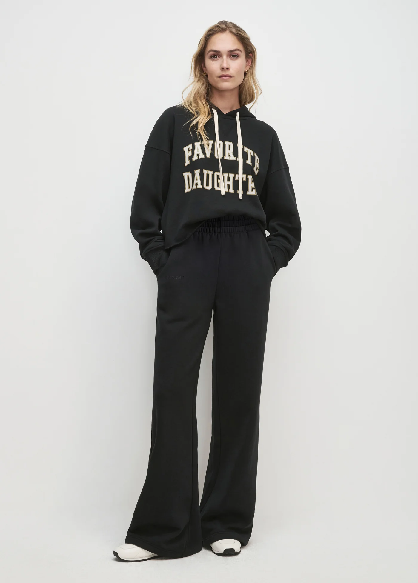 THE CROPPED COLLEGIATE HOODIE - Image 2