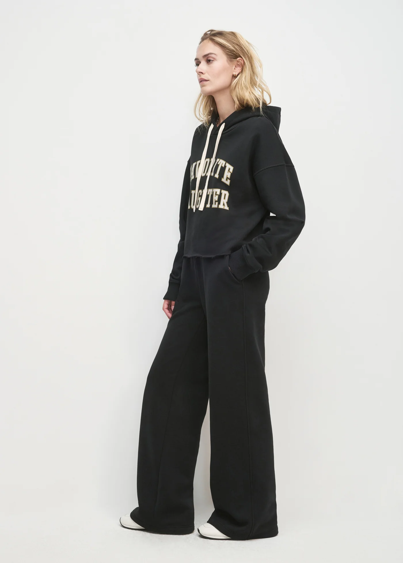 THE CROPPED COLLEGIATE HOODIE - Image 4