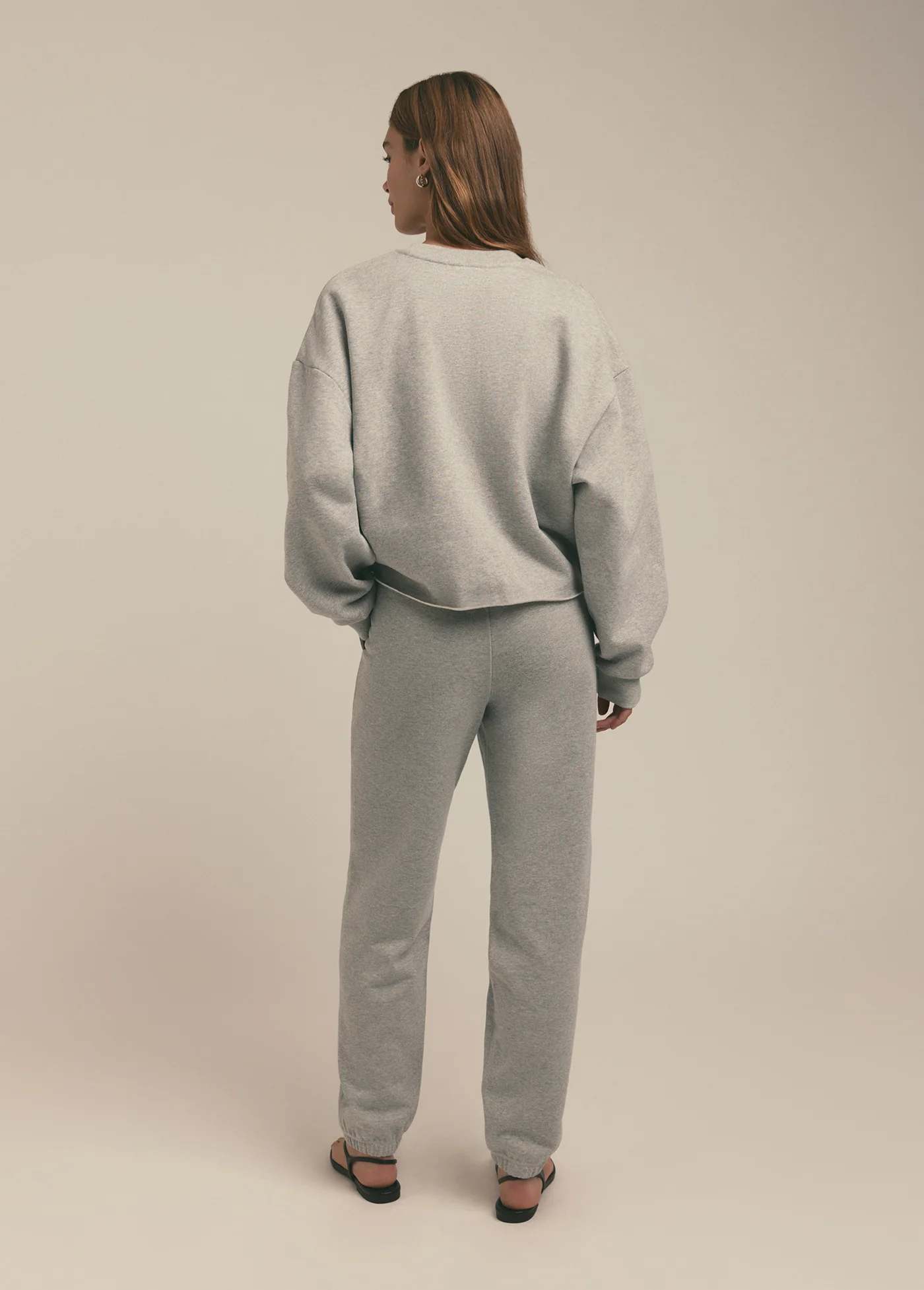THE CROPPED COLLEGIATE SWEATSHIRT - Image 5