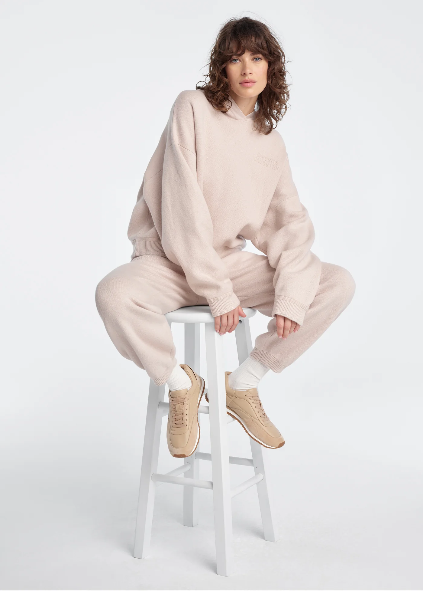 THE CROPPED FATIGUE SISTERS HOODIE - Image 3