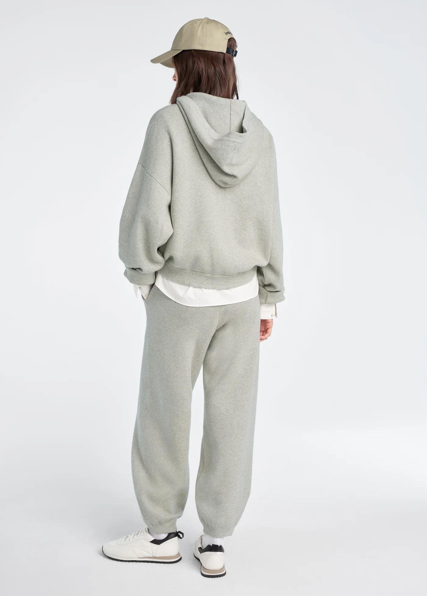 THE CROPPED FATIGUE SISTERS HOODIE - Image 5