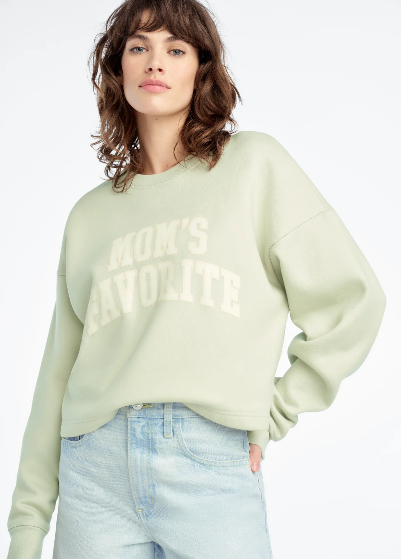 THE CROPPED MOM'S FAVORITE SWEATSHIRT