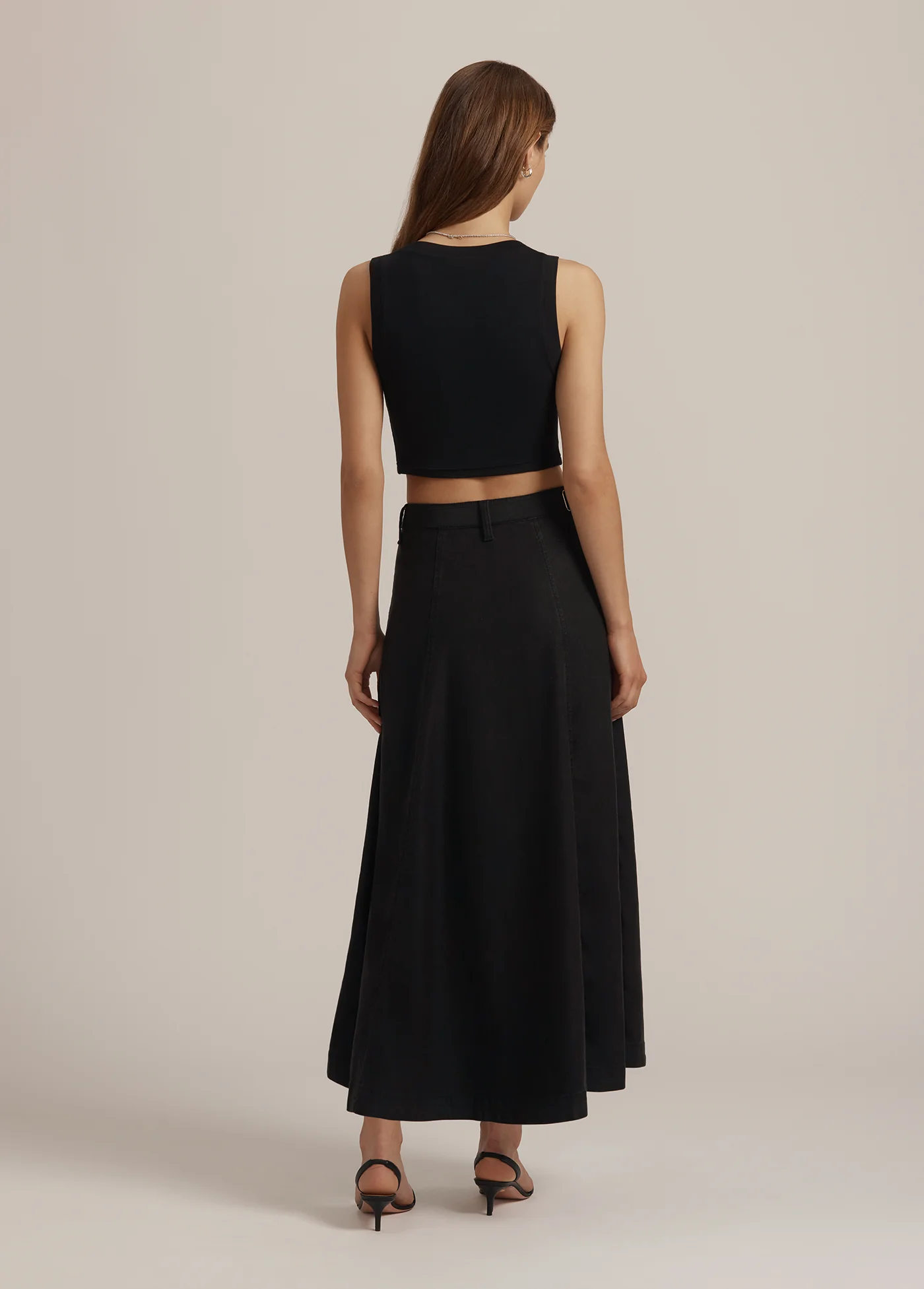 THE CUTTING IT CLOSE CROP TANK - Image 4