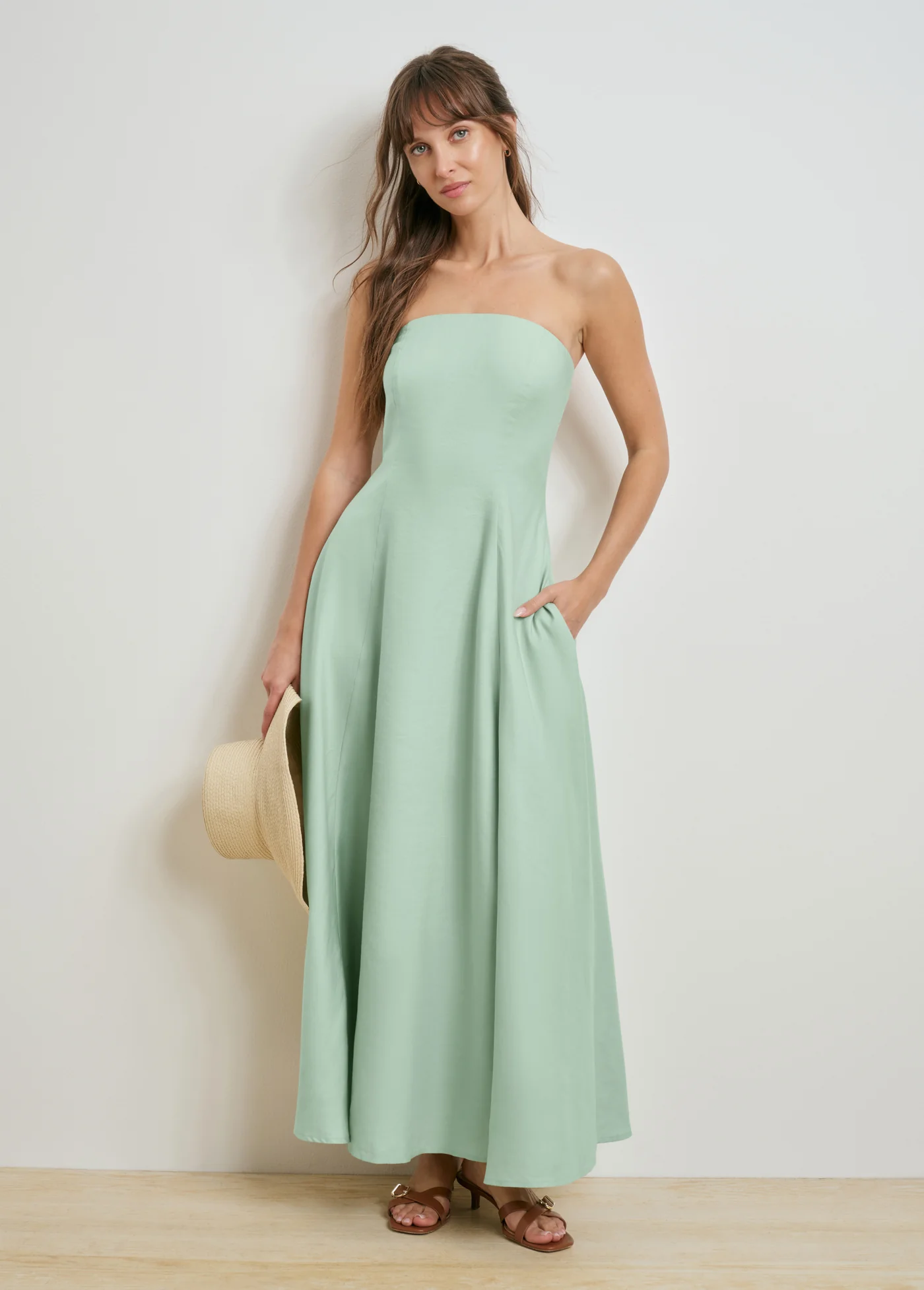 THE FAVORITE LINEN DRESS