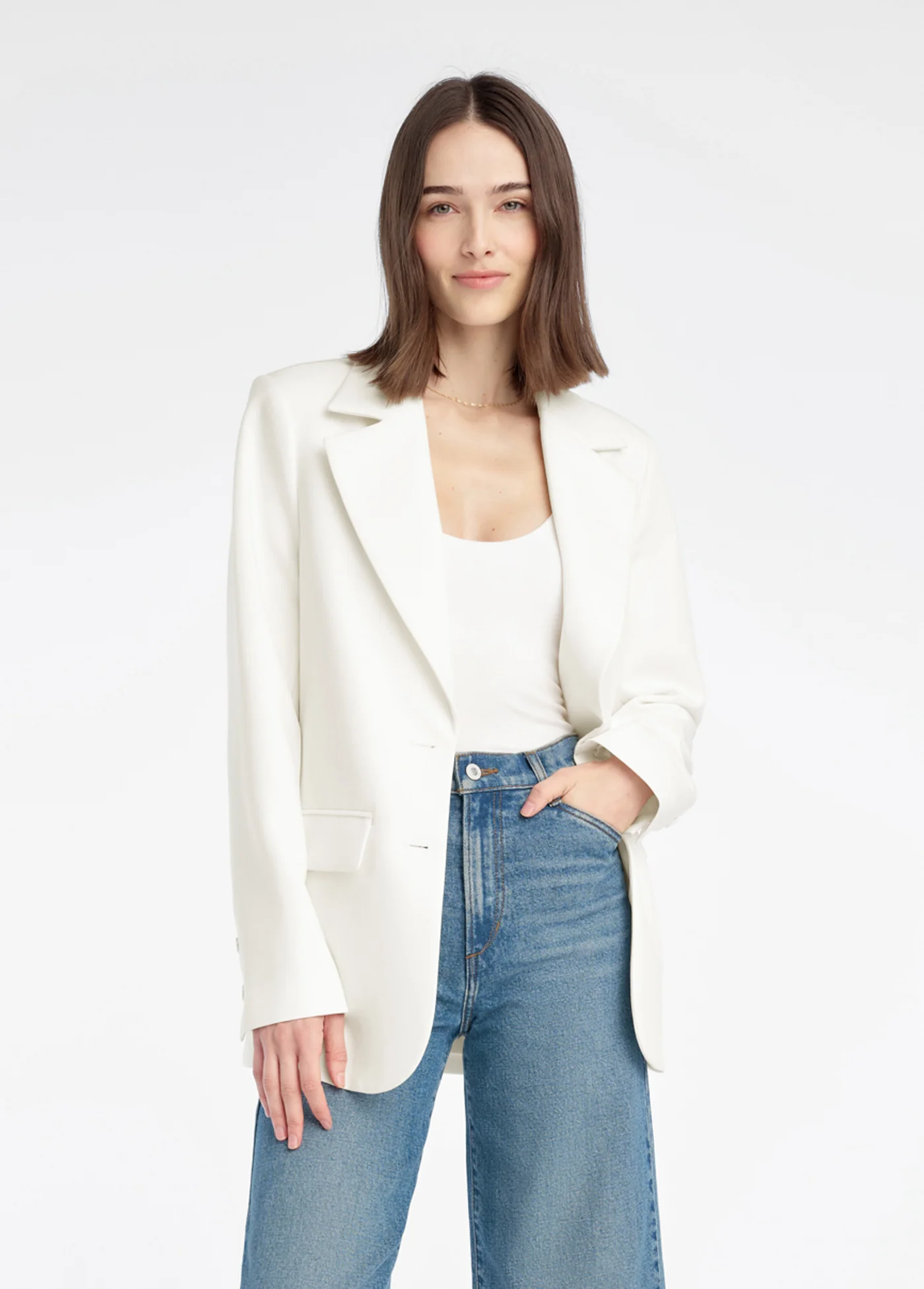 THE FAVORITE OVERSIZED BLAZER