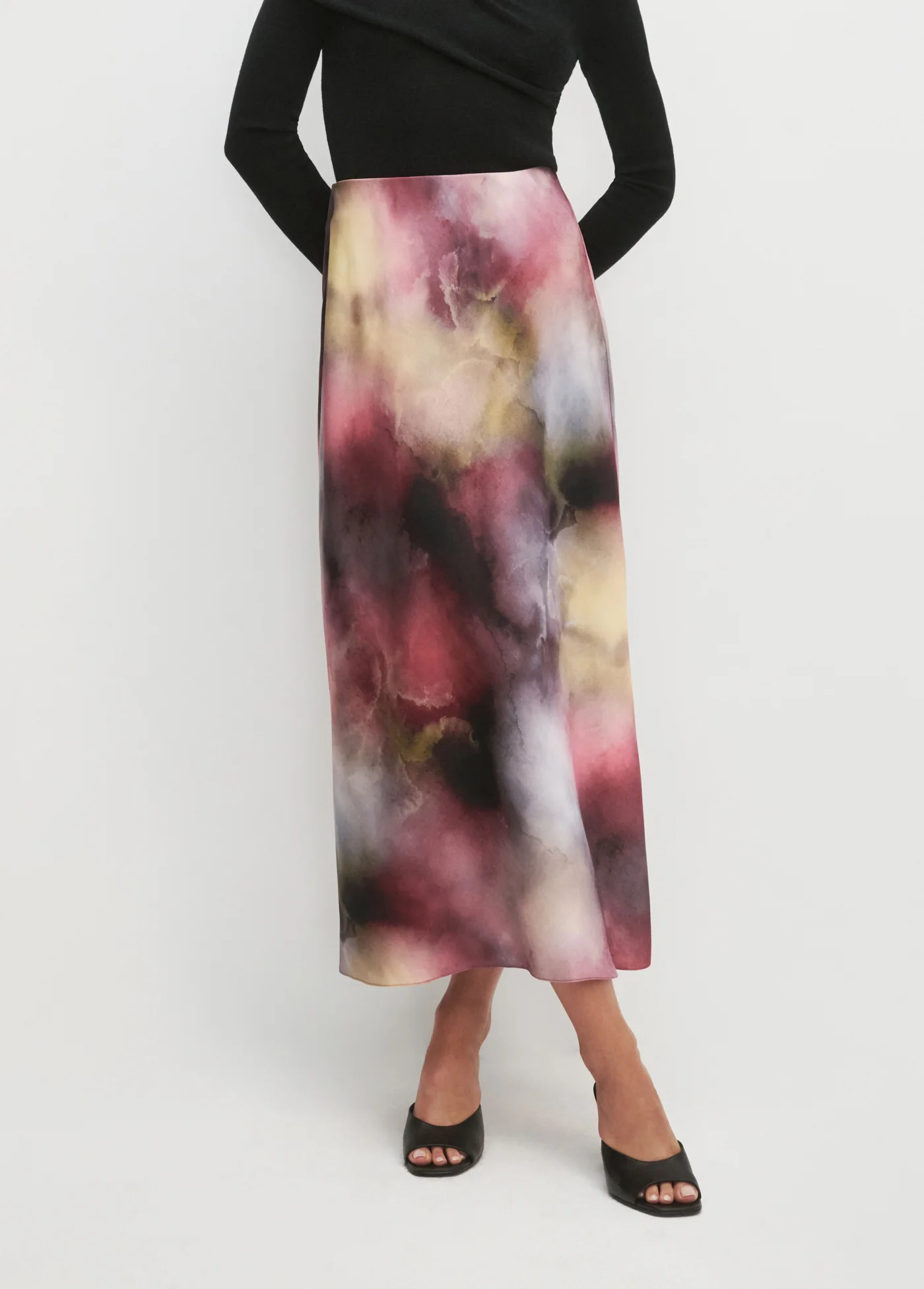 THE FAVORITE SKIRT - Image 3