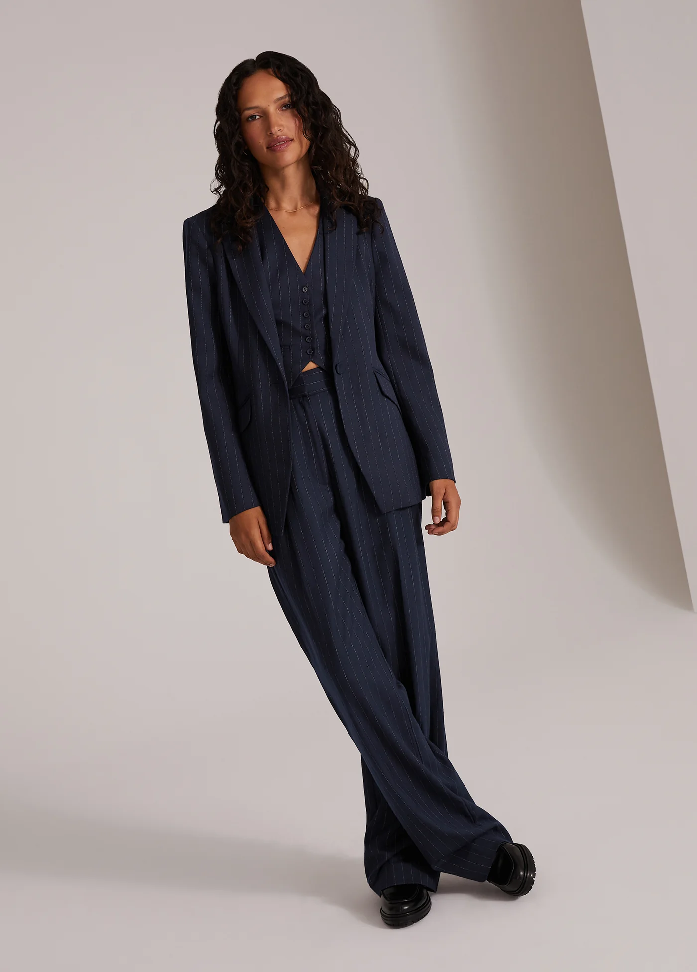 THE FAVORITE VEST - Image 5