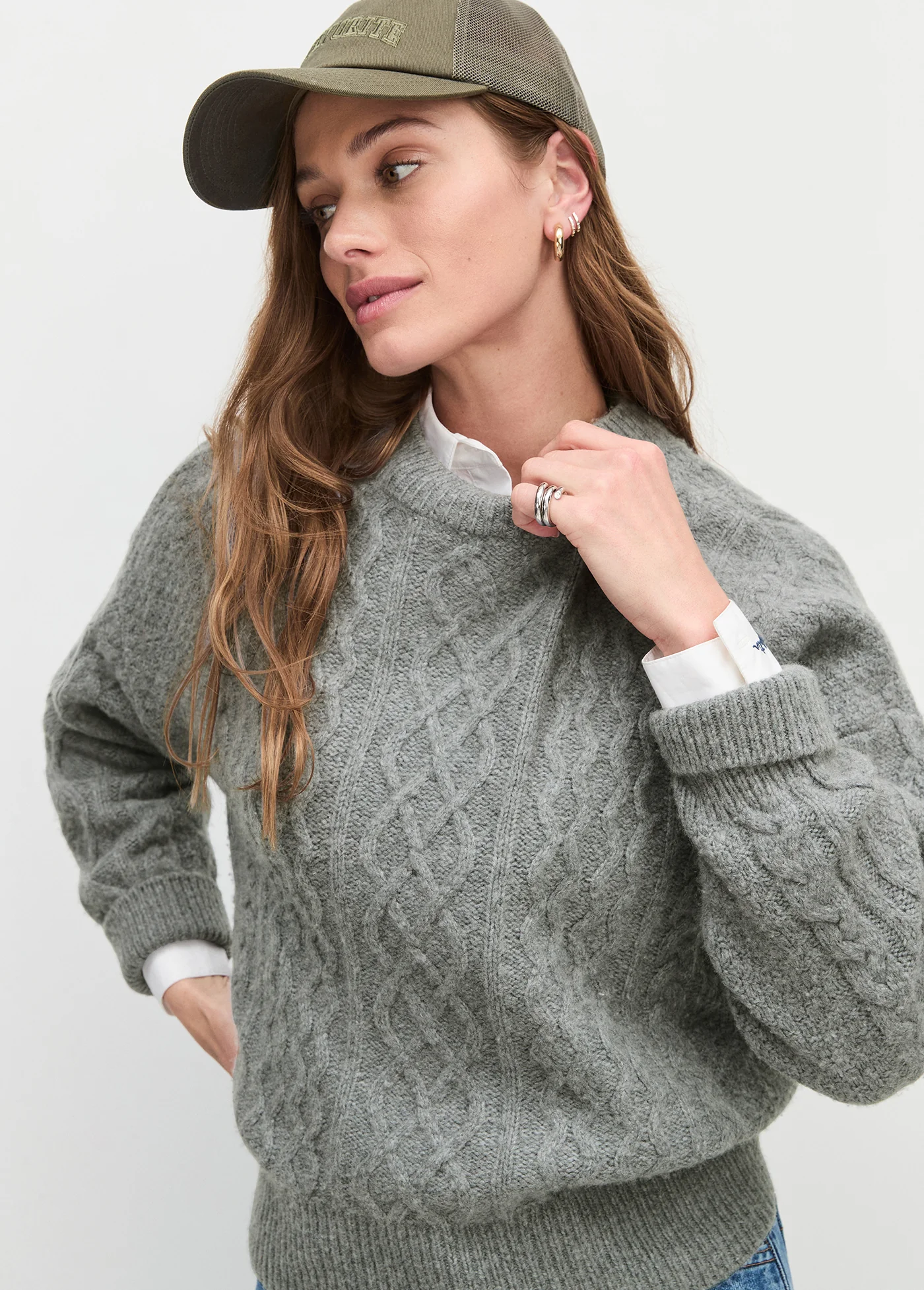 THE OVERSIZED CABLE SWEATER - Image 2