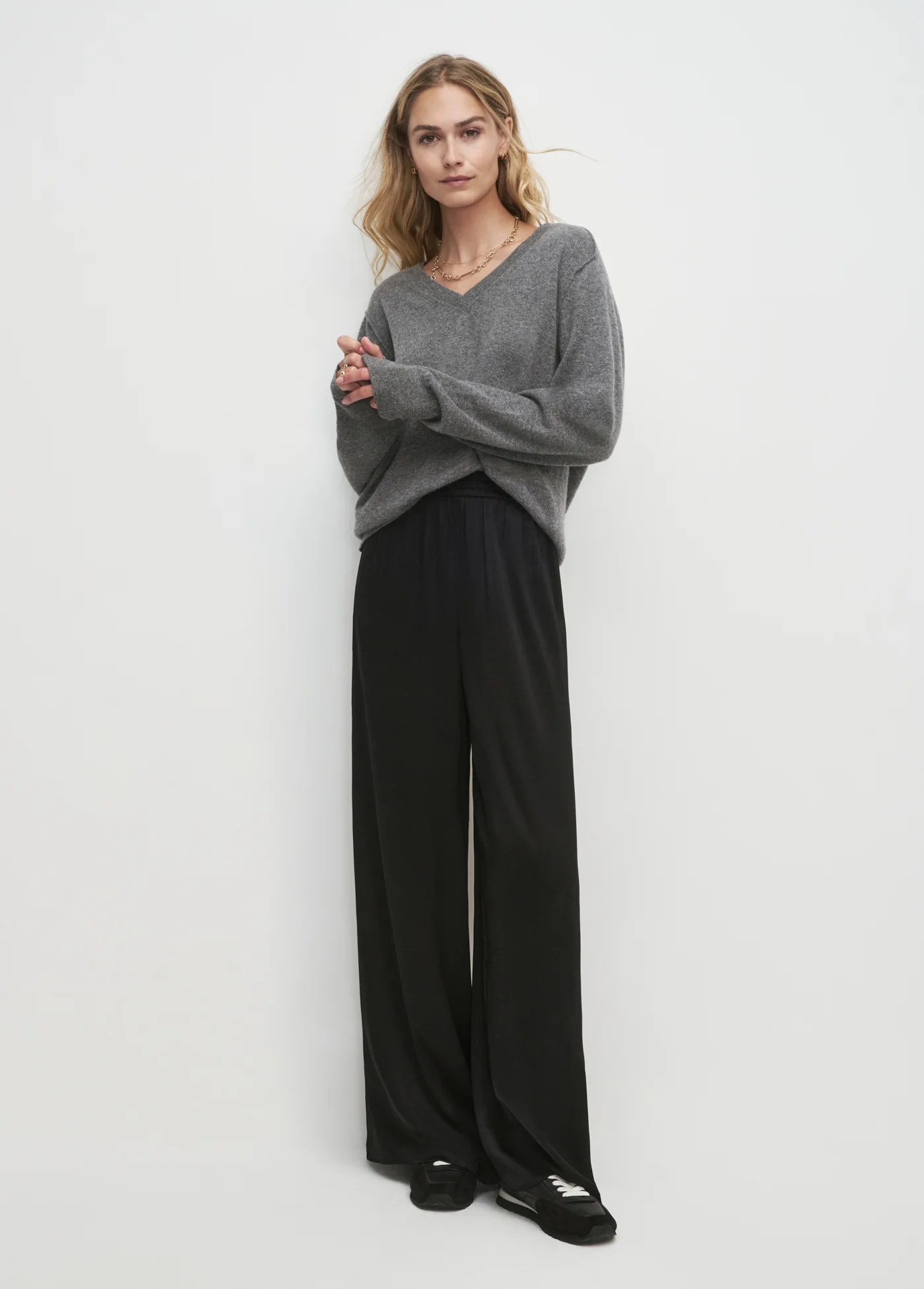 THE RYANN SWEATER - Image 8