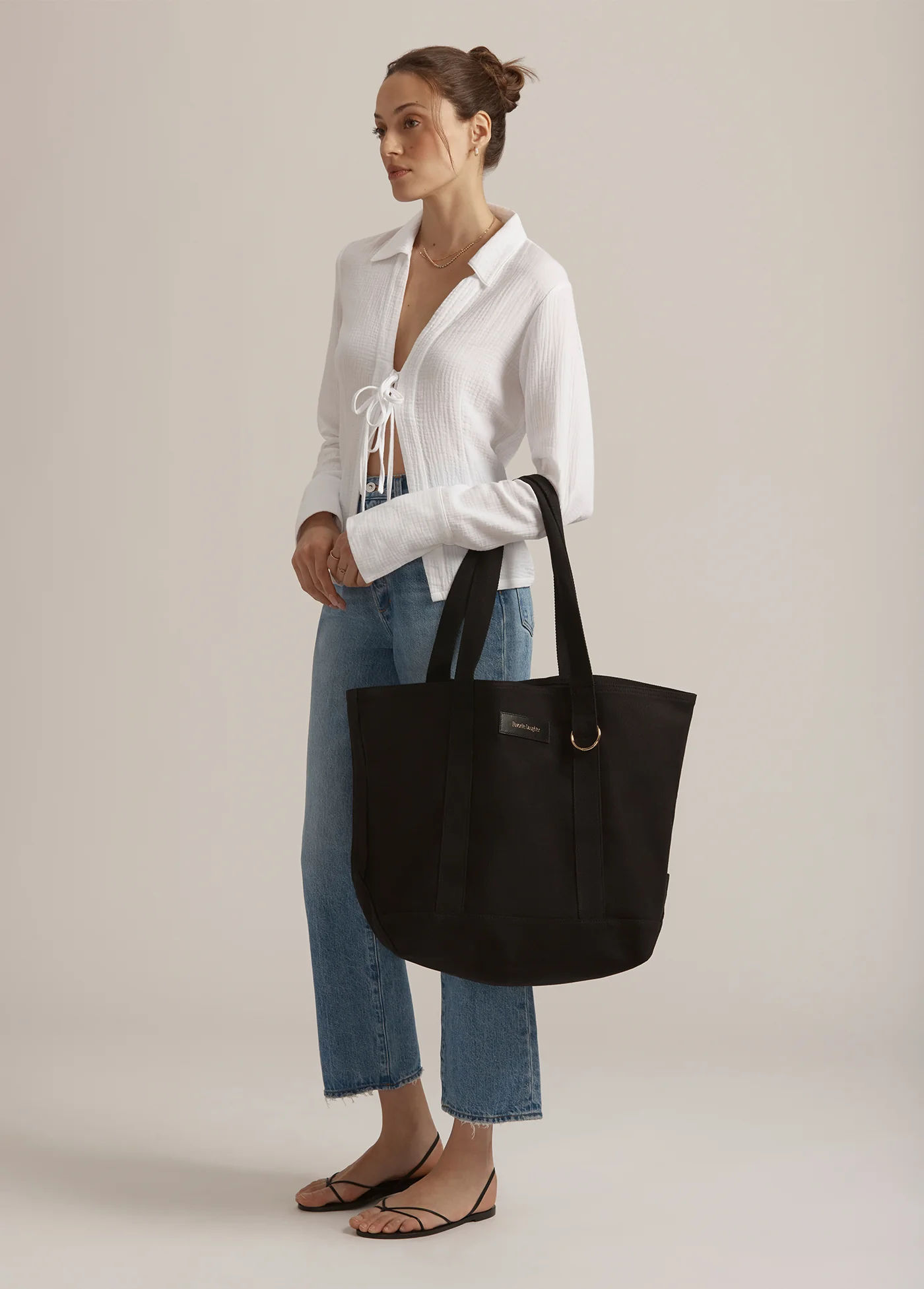 THE TRAVEL TOTE - Image 4