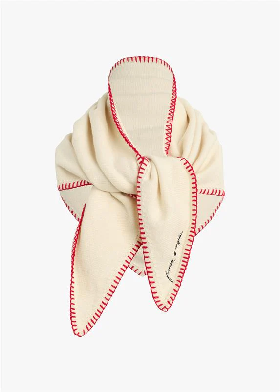 THE VALENTINE'S DAY TRIANGLE SCARF - Image 4