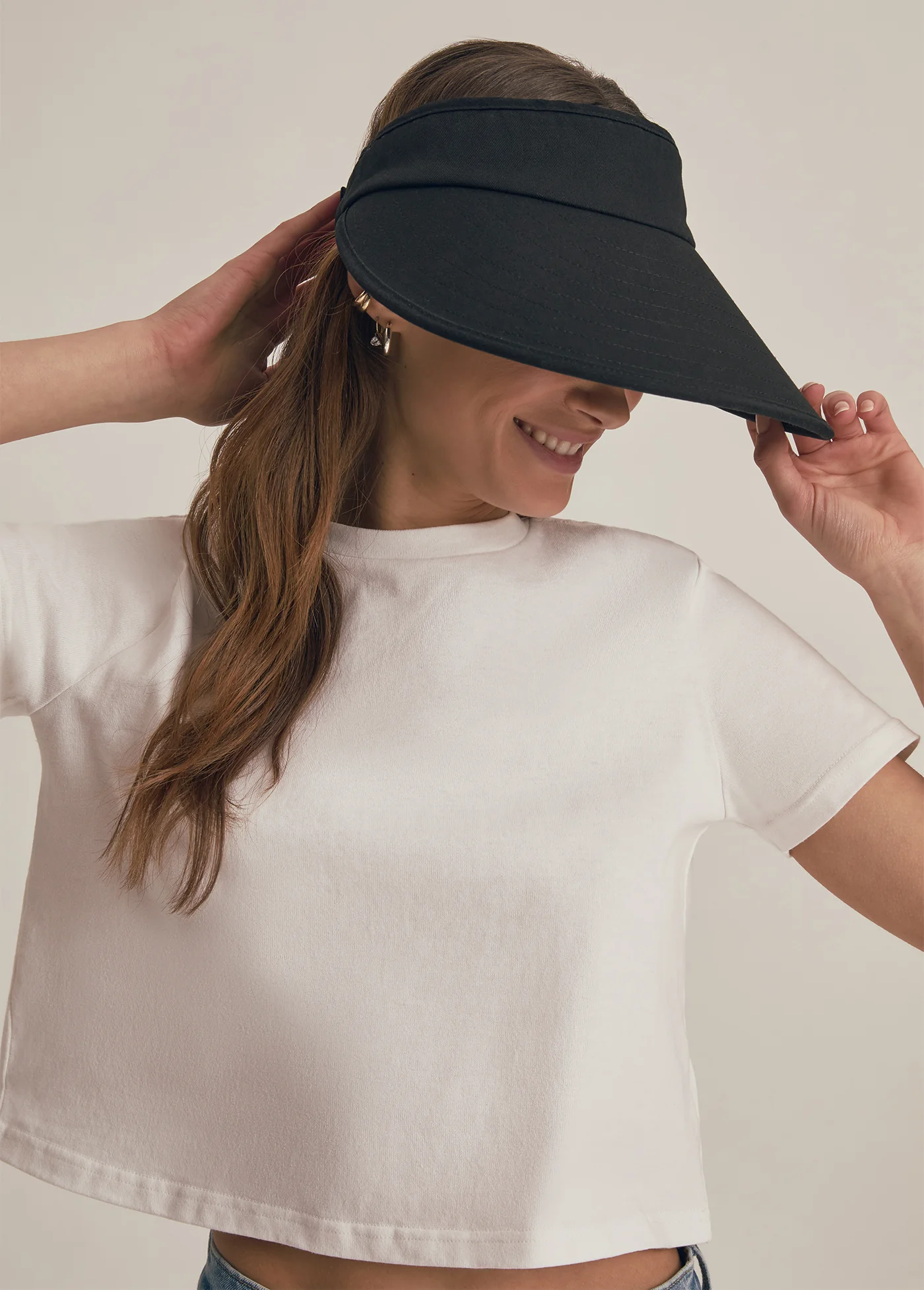 VISOR WITH EMBROIDERED LOGO - Image 2